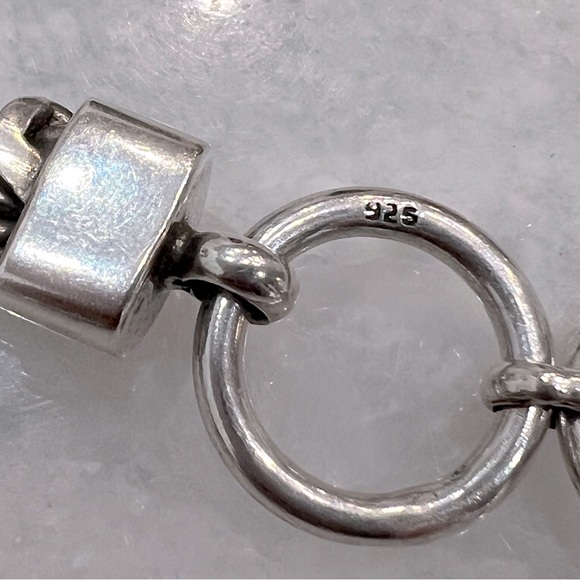 Sterling Silver Thick Solid Borobudur Link Toggle Clasp Bracelet - Picture 11 of 13